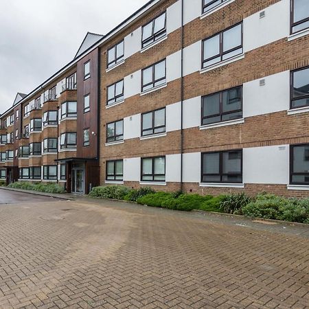 Roomspace Serviced Apartments - Kew Bridge Court ロンドン エクステリア 写真