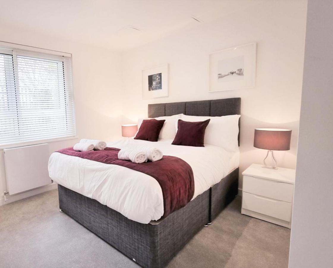 Roomspace Serviced Apartments - Kew Bridge Court ロンドン エクステリア 写真